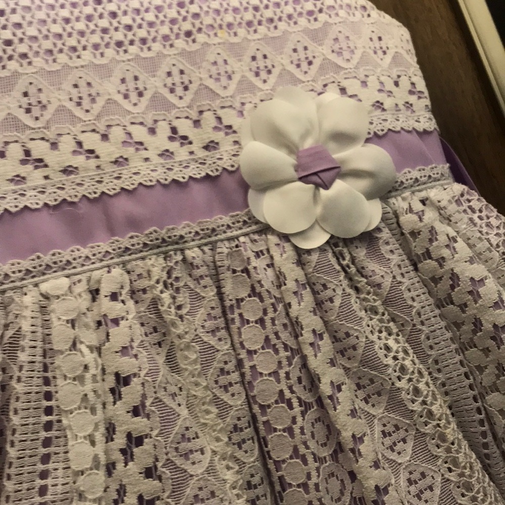 5 dresses . - Picture 7 of 8